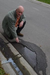 Frustrating cracks
