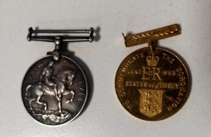 Search for owner of war medals