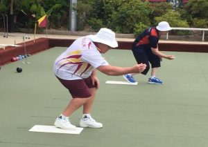 Mixed results for bowlers