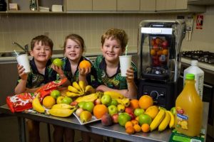 Yarra Junction Cricket Club receive $1,000 smoothie kit