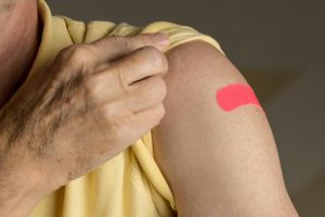 Free flu vaccinations extended