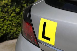 State government announces partial sale of VicRoads