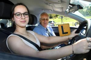 Fees slashed for learner and probationary drivers