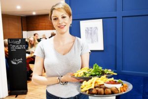 Expansion for popular café