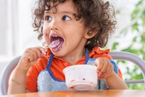 Most toddler snacks on Australian supermarket shelves fail sugar recommendations, research shows