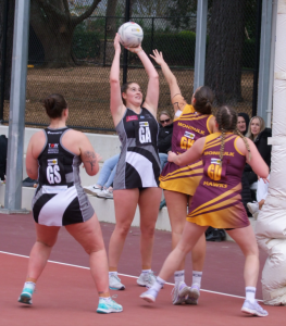 Magpies upstage Hawks