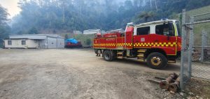 Gippsland fires, flash flooding warning for eastern Melbourne