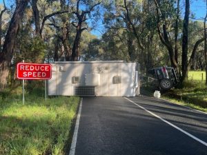 Rollover left Macclesfield Road in Yellingbo blocked