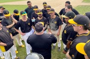 Tigers back in winners circle, women remain perfect
