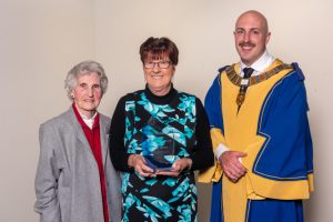 Dot Griffin receives Stan Henwood Award
