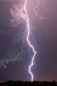 Lightning strikes 3MDR
