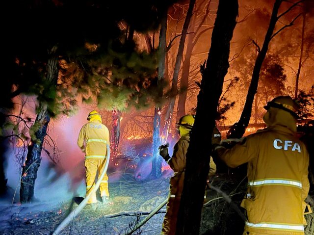 Early morning fire at Elephant Rock