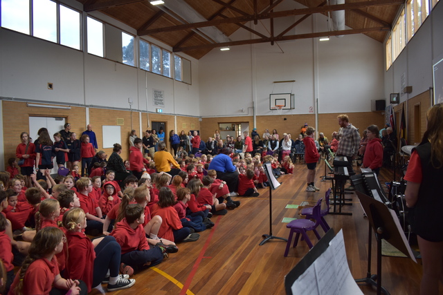 Badger Creek PS commemorates Aboriginal veterans with special remembrance service