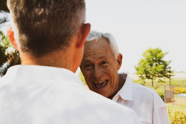 Sign up for a Victorian Seniors Card and enjoy free public transport during Seniors Festival
