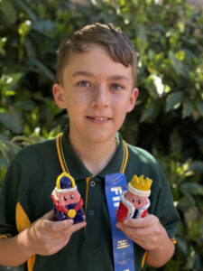 Emerald student wins ceramic award at Melbourne Show