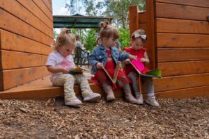 Belgrave Lake Park Cottage and Selby CFA bring community together for Christmas party