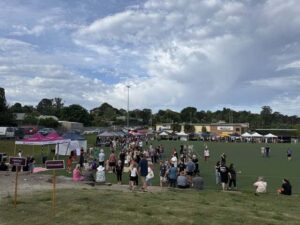 Merry Monbulk jingles all the way!