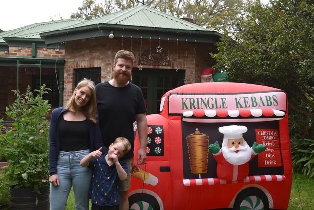 Upwey couple share Christmas magic for charity